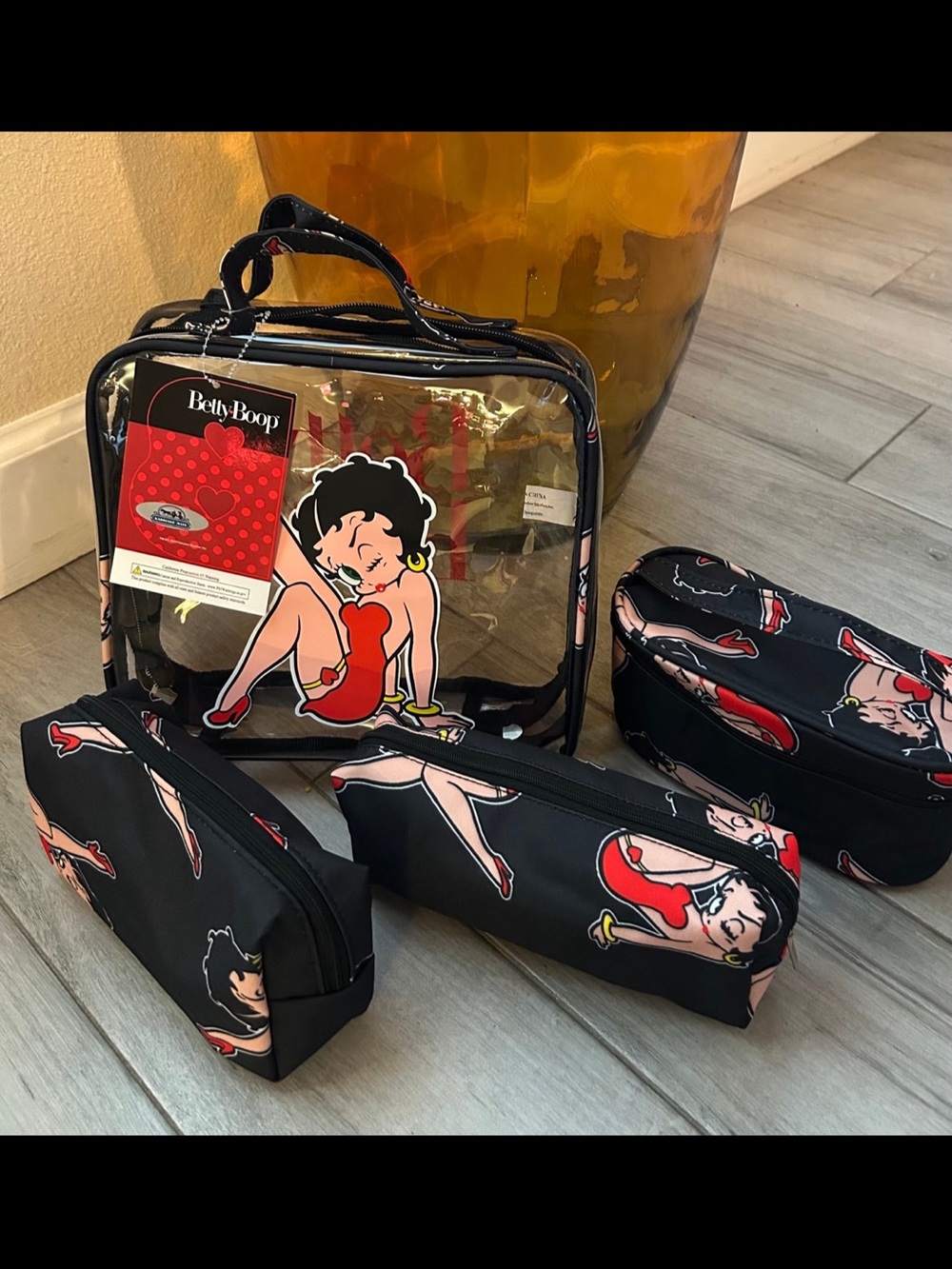 Betty Boop Travel Case ~ 4 piece NWT